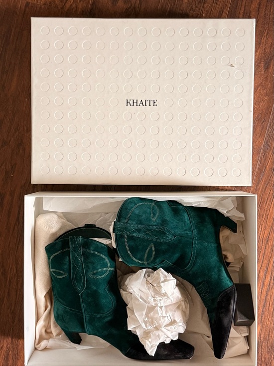 KHAITE Shoes - KHAITE Emerald Green Suede Western Ankle Boots with Black Toe